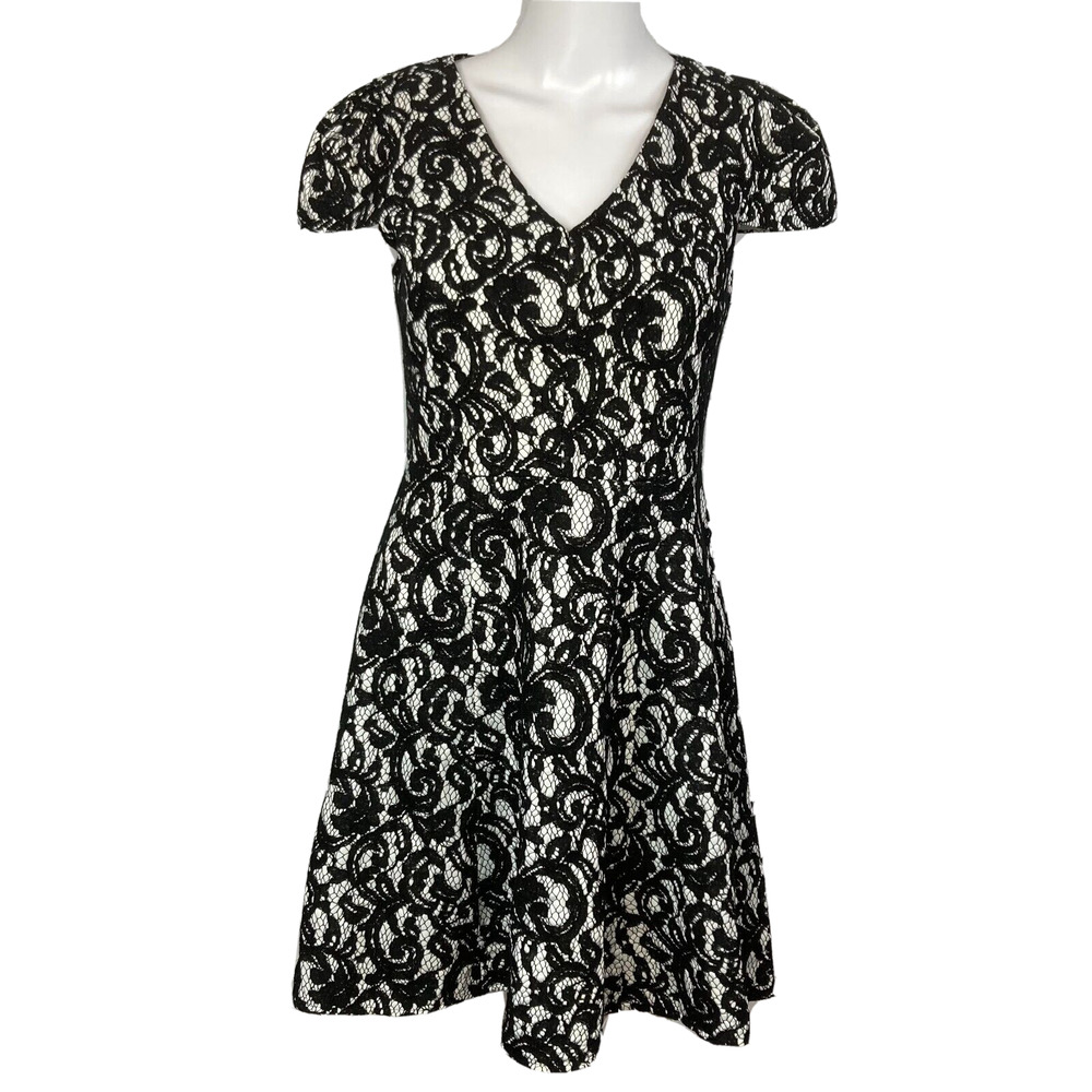 4.collective Dress Womens Sz 2  Black White Lace Cap Sleeve Fit‎ & Flare Mini